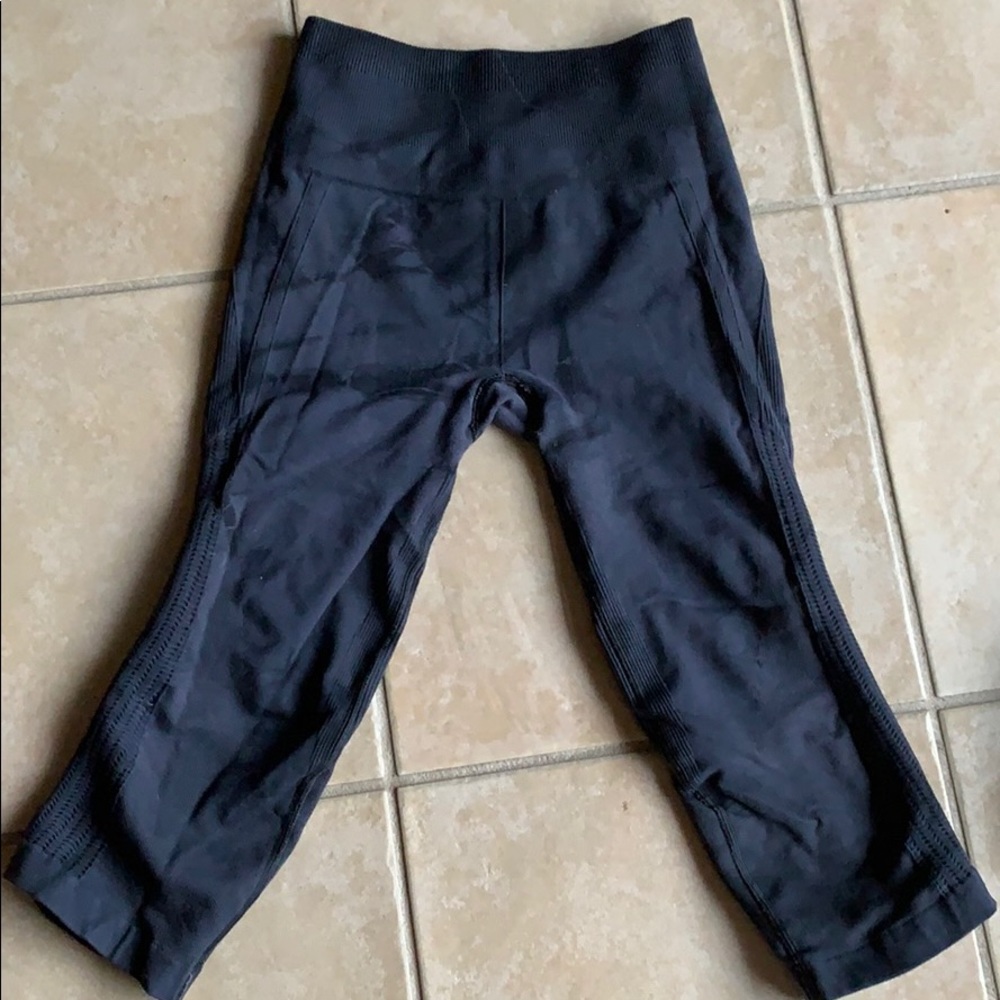 Lululemon crop leggings
